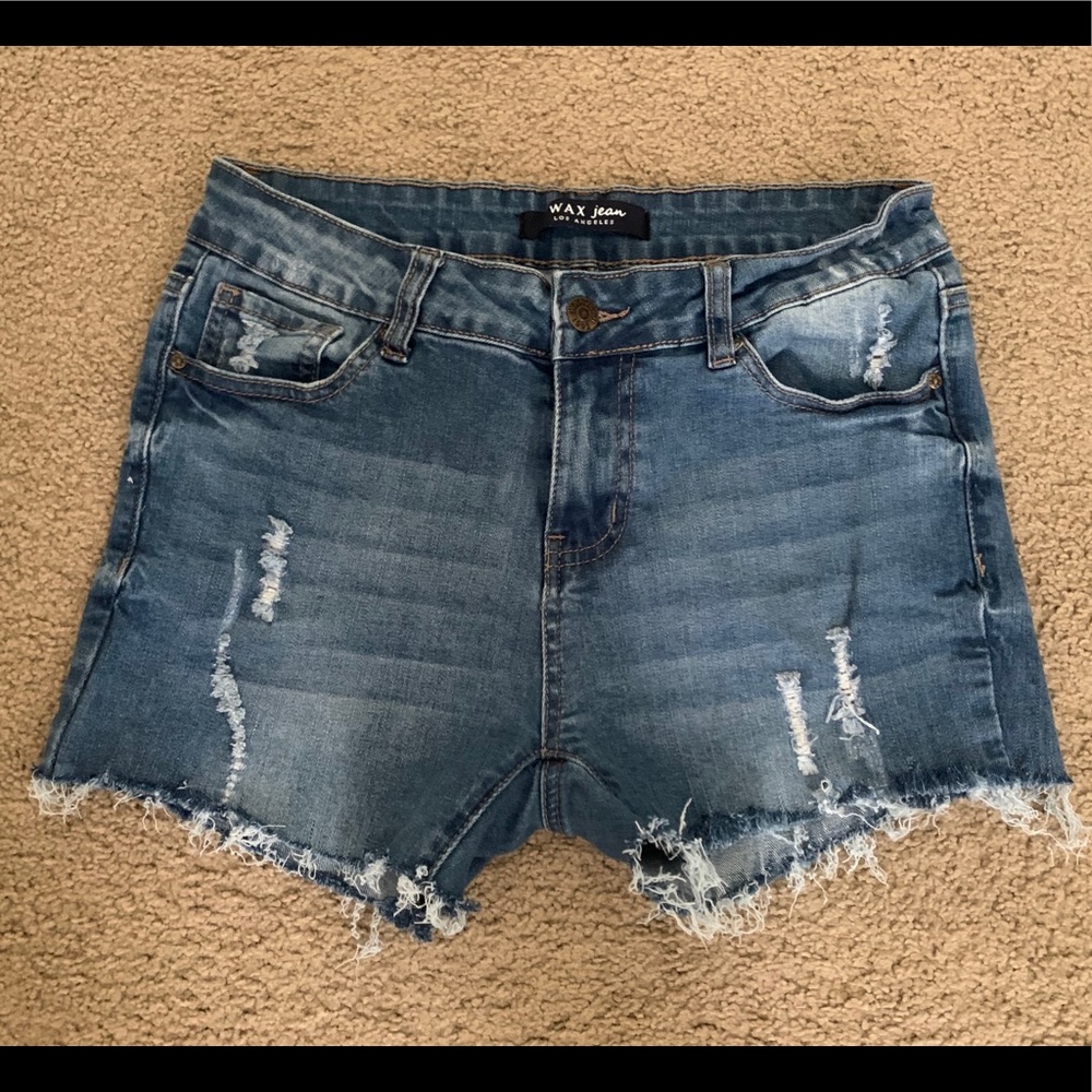 Custom Distressed Mid-rise Shorts